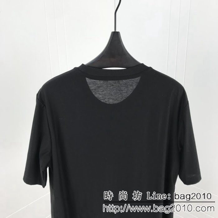 FENDI芬迪 19Ss新款燙鑽短袖Tee 毒蛇纏繞燙鑽 超閃Bling雙股絲光面料 男女同款 ydi2270